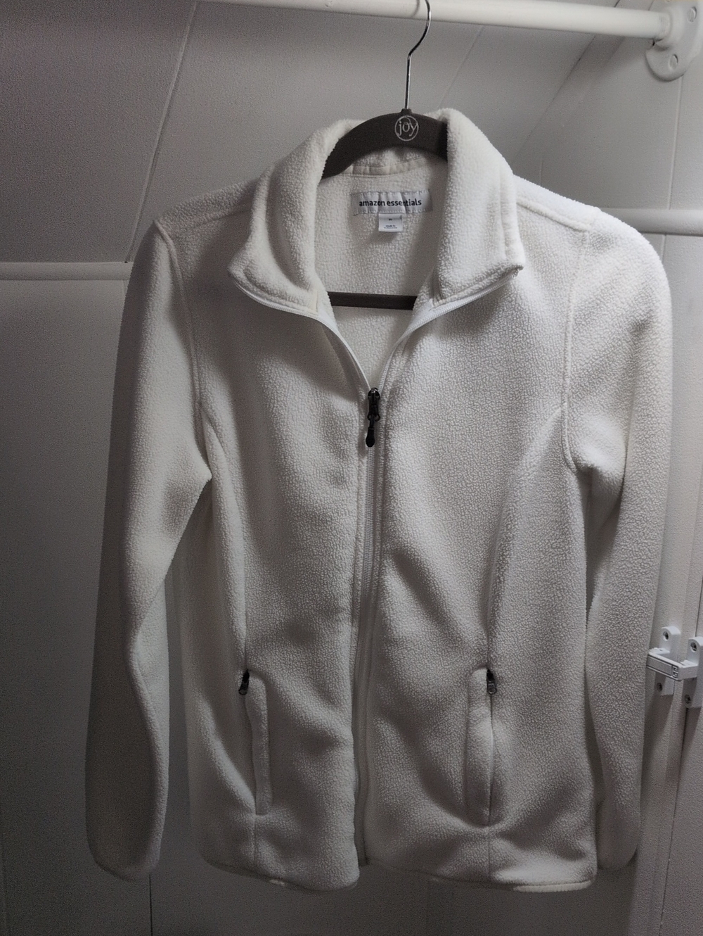 Amazon Essentials Women's Cream Full-Zip Teddy Fleece Jacket